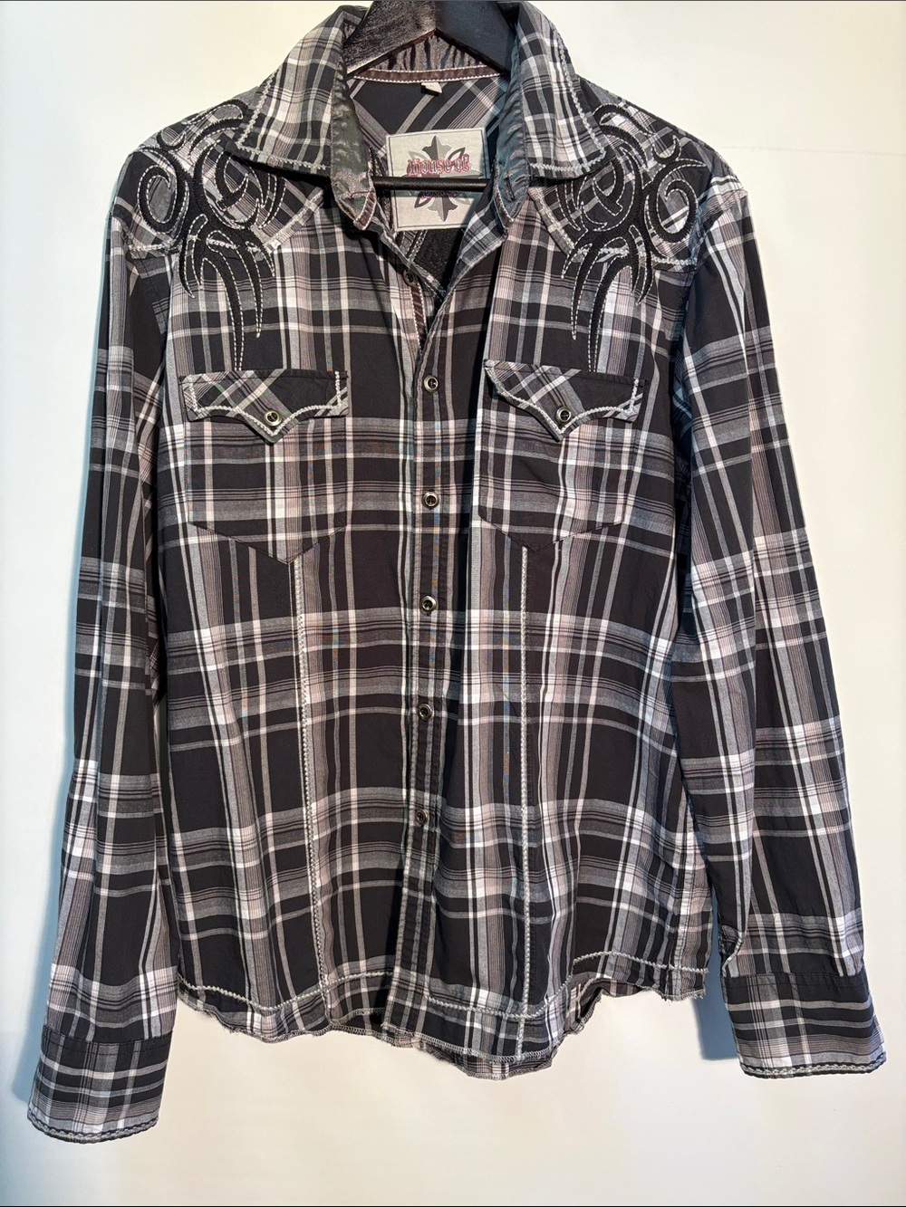 Men's Black Plaid Long-Sleeve Button-Down Shirt with Embroidered Yoke/Upper Back